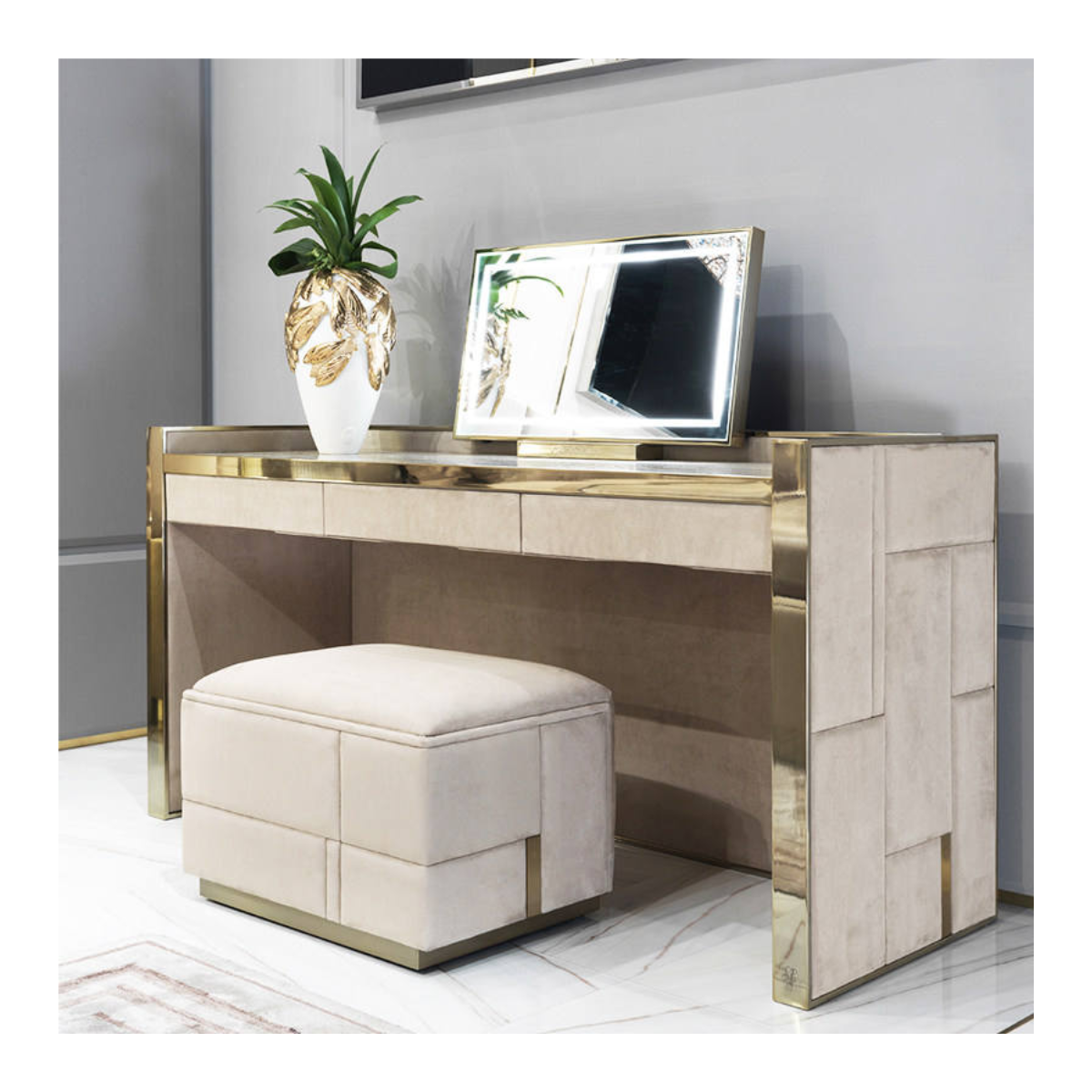 Grid Vanity Table 